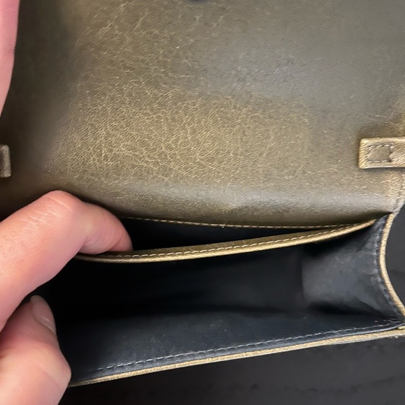 Matt & Nat Drew Crossbody Bag - Vintage Olive - Picture 8 of 8